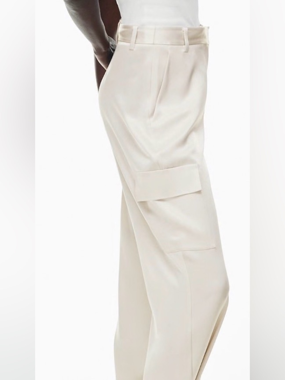 Aritzia Babaton Women’s 6 Matte Pearl Refined Satin Cargo Pants Cuff Buckle - Picture 2 of 11